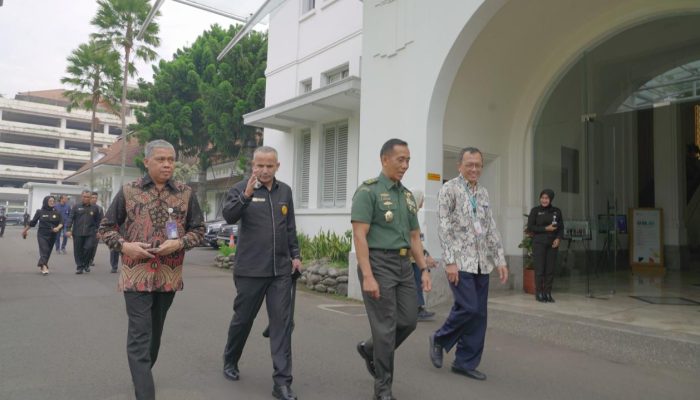 Kaderisasi, Lemhanas Kunjungi Bio Farma