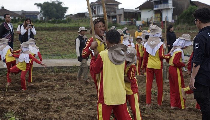 Peduli Pendidikan BRI Region 9 Bantu SDN 07 Kulon Garut