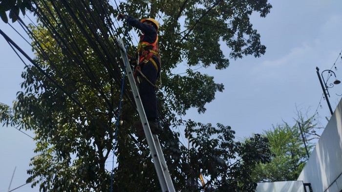 PLN & Diskominfo Benahi Kabel Optik di Kawasan Pusdai