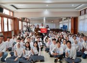 Telkomsel Hadirkan JAWARA Berbagi di SMAN 20 Bandung